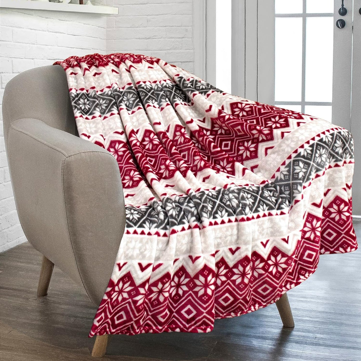 Christmas Throw Blanket | Holiday Christmas Red Fleece Blanket | Soft, Plush, Warm Winter Cabin Throw, 50X60 (Red Snowflakes)